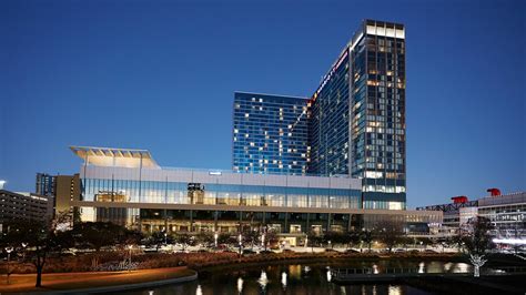 marriott marquis houston downtown.